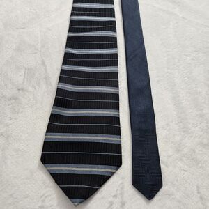 Tommy Hilfiger Men's Classic 100% Silk Tie Black/Blue Stripe  3 1/4 , 58 in